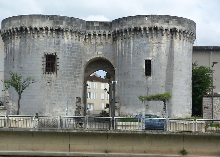 Hotel Quai Des Pontis
